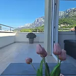 Apartment Anny De Luxe With Sea View