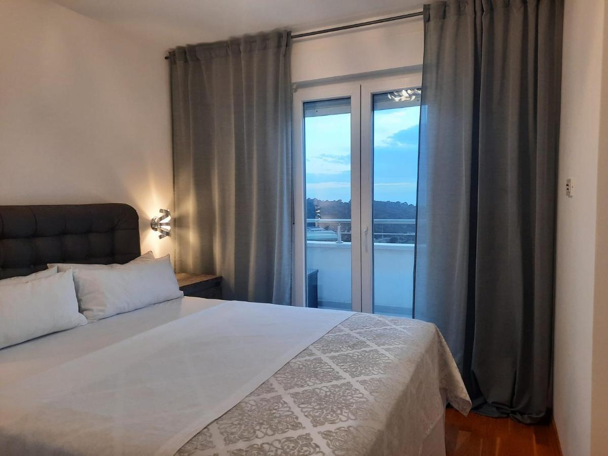 Apartment Anny De Luxe With Sea View *