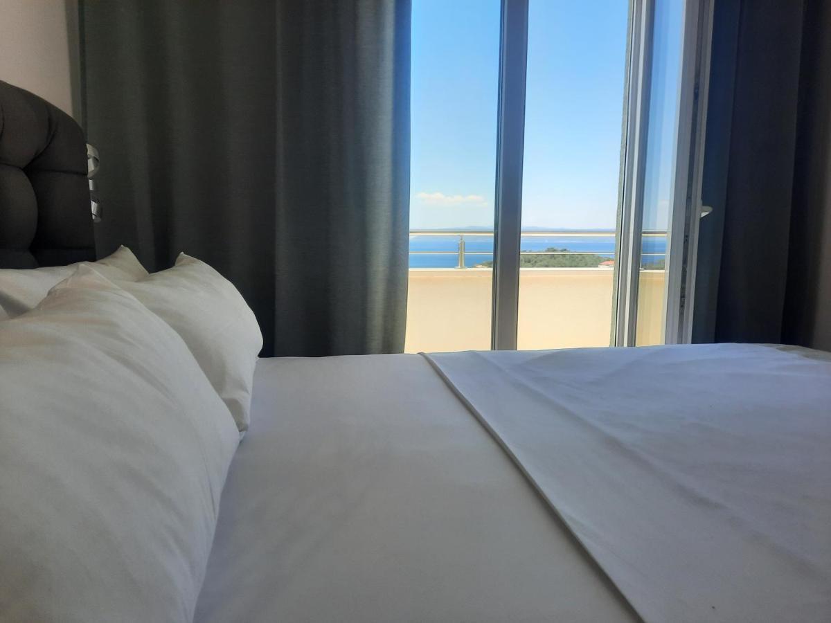 Anny De Luxe With Sea View *